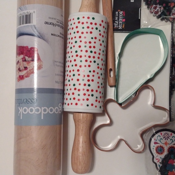 Holiday Baking Set Halloween and Christmas - Picture 11 of 11